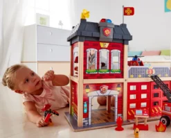 Brandstation av trä med 13 delar