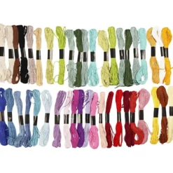 Broderigarn (ass. färger), 42 stk.