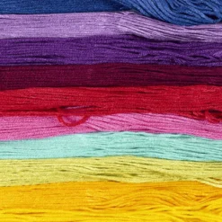 Broderigarn – Colorful, 10 x 8 meter