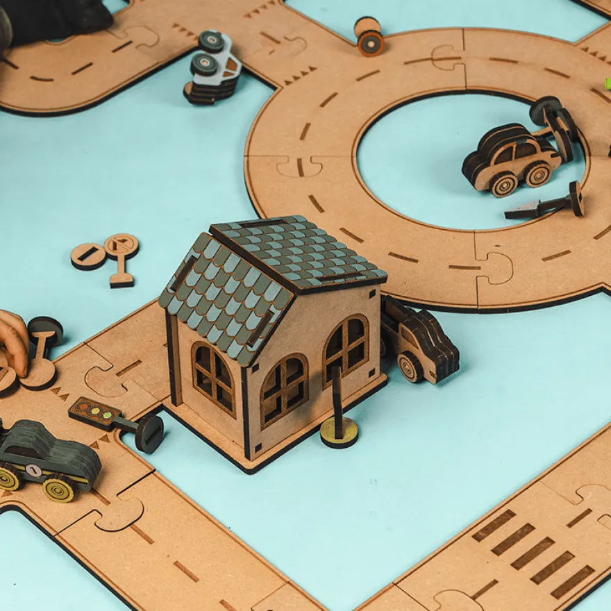 Crateit Town - Korsningshyddan, 11 delar