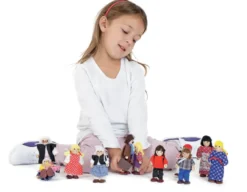 Dockor 12,5 cm - A: 12 familjemedlemmar