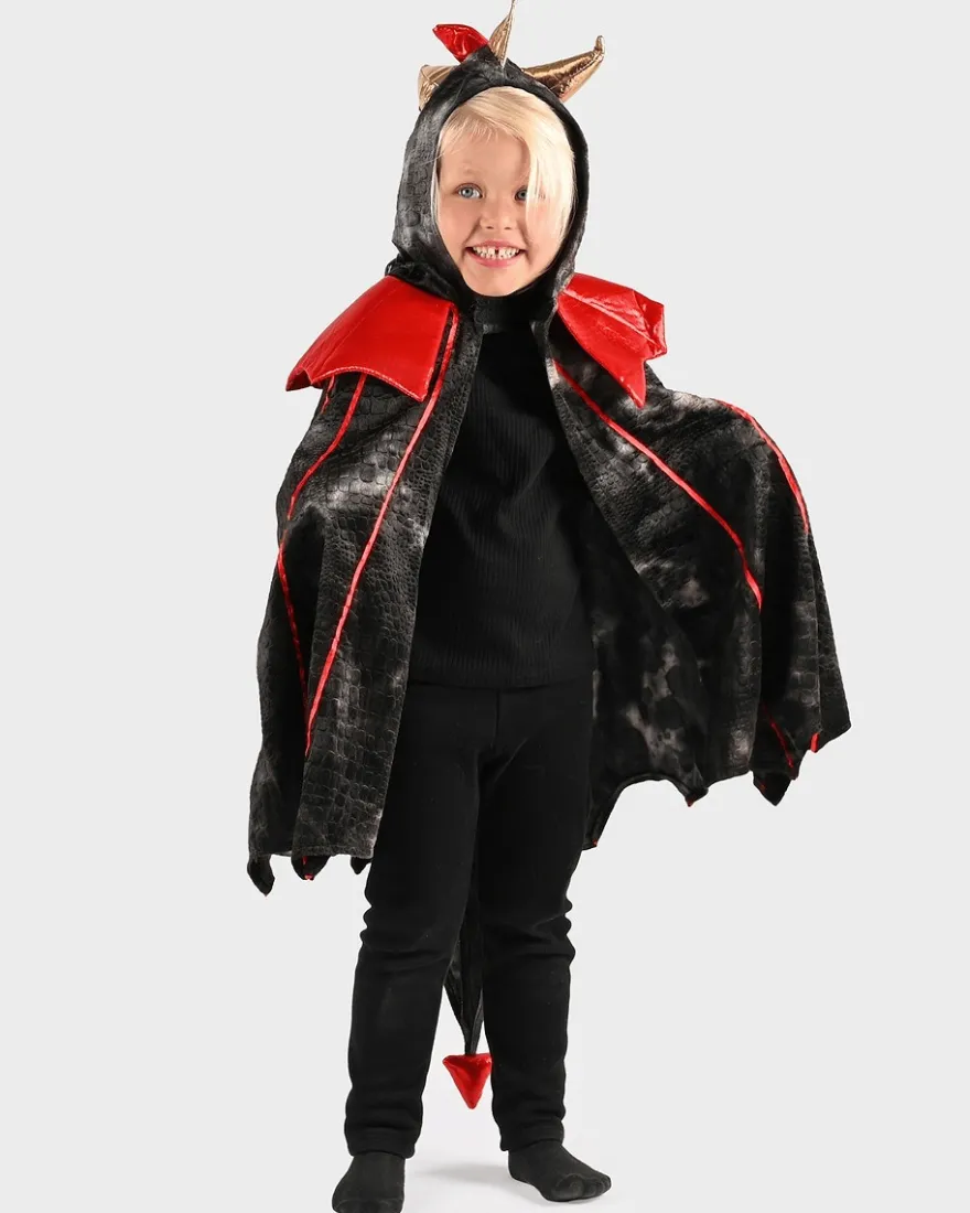Drakcape - Svart/Röd, stl. 3-8 år