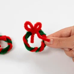 Gör pepparkakshus av pärlplattor
