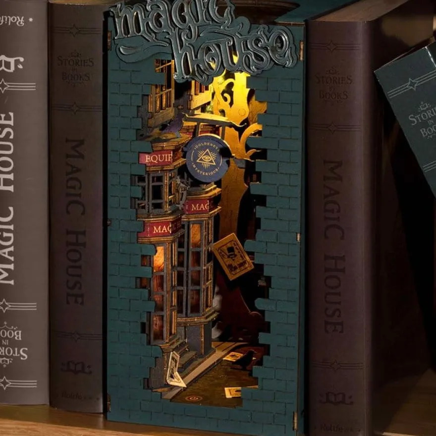 Hyllmagi – Magic House