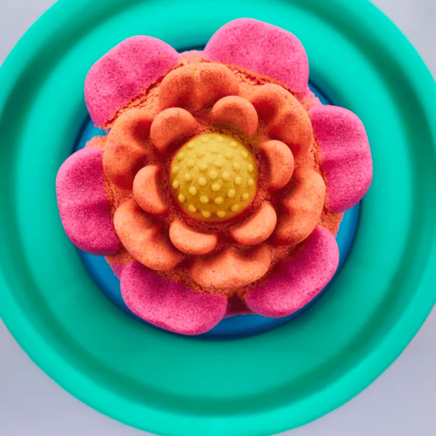 Kinetic Sand® – Squish Blossom