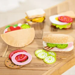 Leksaksmat - Sandwich av filt, 33 delar