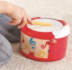 Lär hur man spelar på en trumma