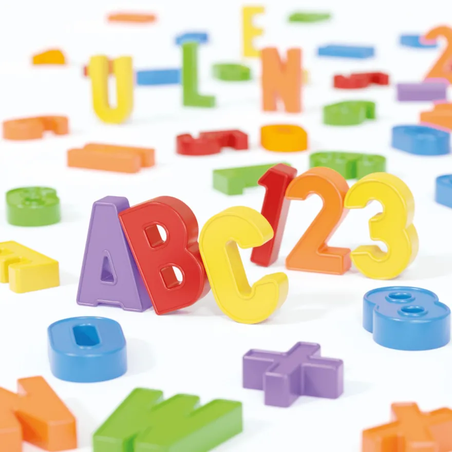 Magnetpaket med ABC, 123 och figurer, 106 delar
