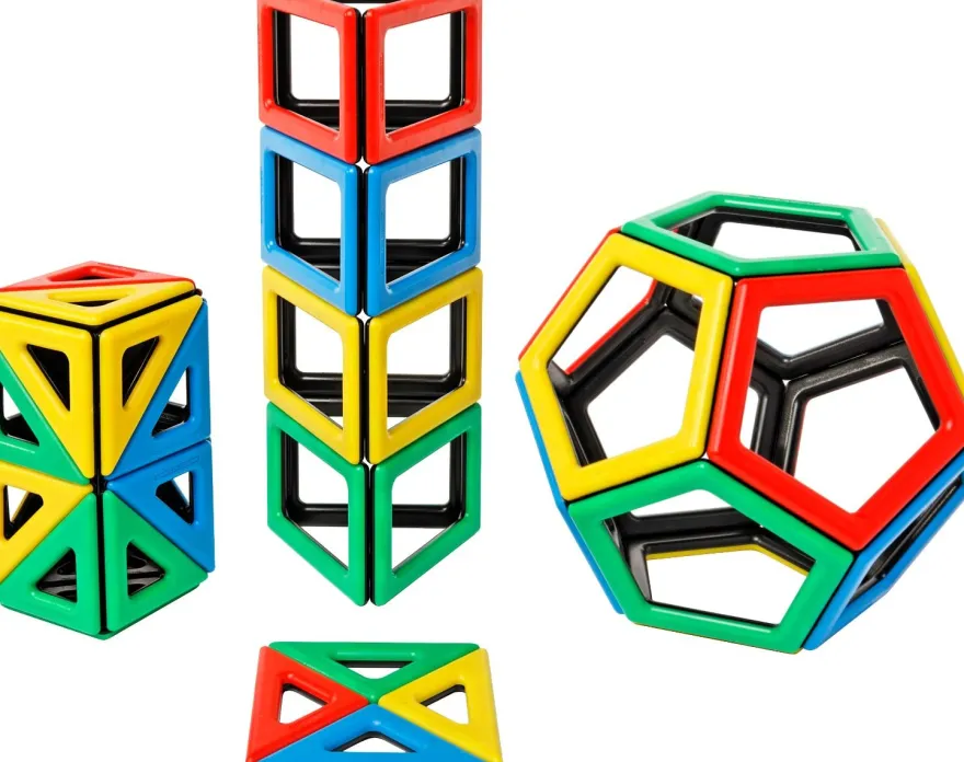 MAG Polydron | Set med extra figurer | 48 delar