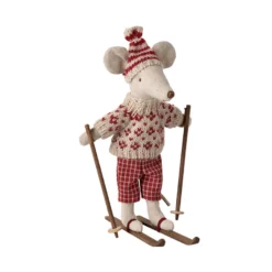 Maileg - Vintermus med skidor, Mamma - Röd