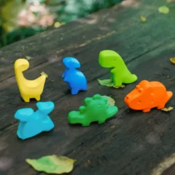 Mina första färgkritor – dinosaurier
