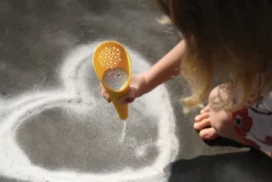 Sandlek Cuppi - Spade, sil och boll, grå