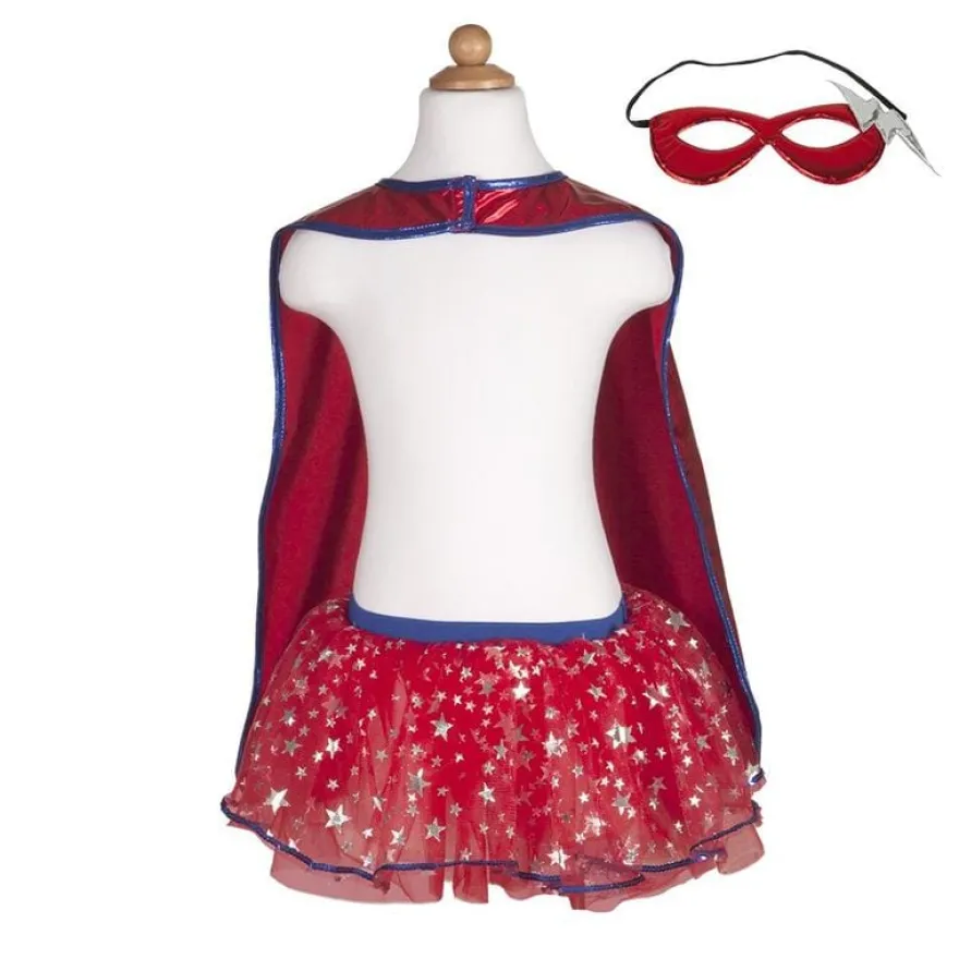 Superhero med kjol, mantel, och mask